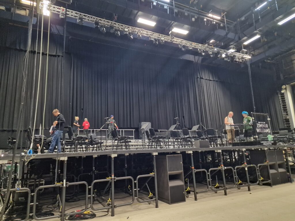 Stage build and rigging
